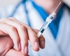 Осуществляющим вакцинацию от COVID-19 медикам назначат федеральные выплаты